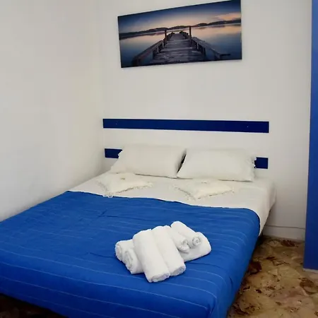 Appartamento Aa Station Historical Center *